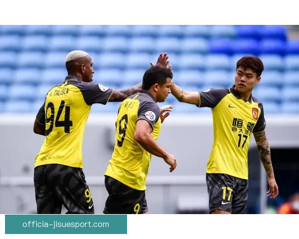 直布罗陀狮子大胜猎犬队5-1 强势表现引领赛季新纪录